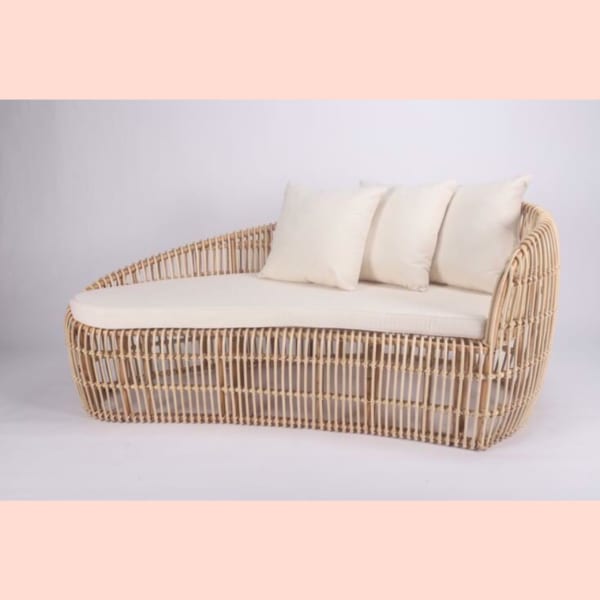 Đường cong cuốn hút của sofa mây S50